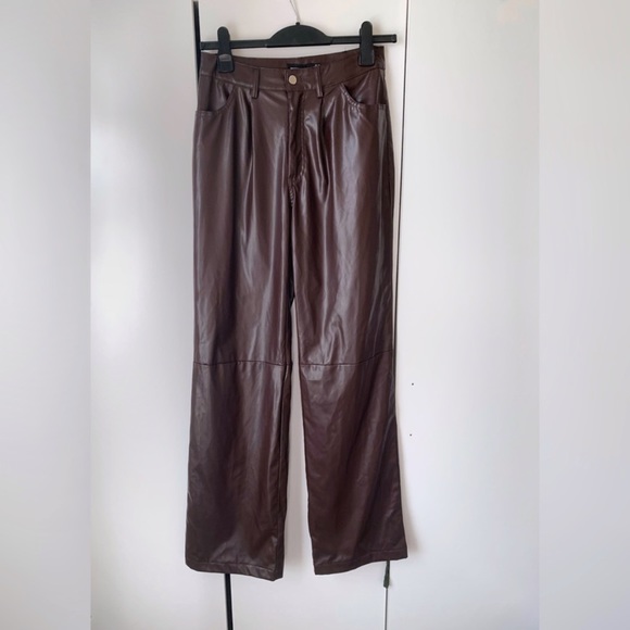PrettyLittleThing Faux Leather Chocolate Brown Trousers, Size 10 BNWT - Picture 2 of 5